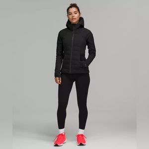 Lululemon Down for it All | 8 | Black